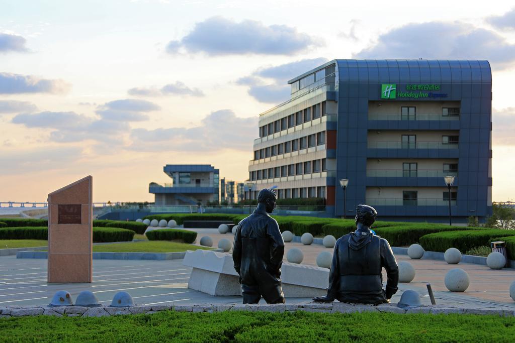 Holiday Inn Express Shanghai Nanhuizui Экстерьер фото
