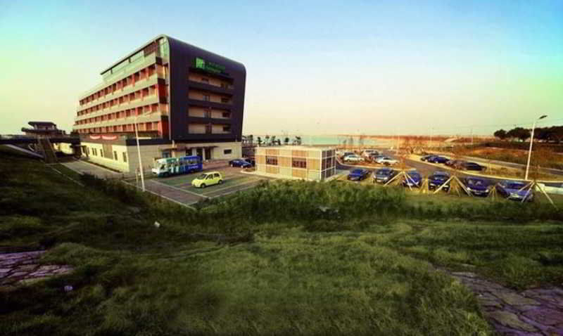 Holiday Inn Express Shanghai Nanhuizui Экстерьер фото